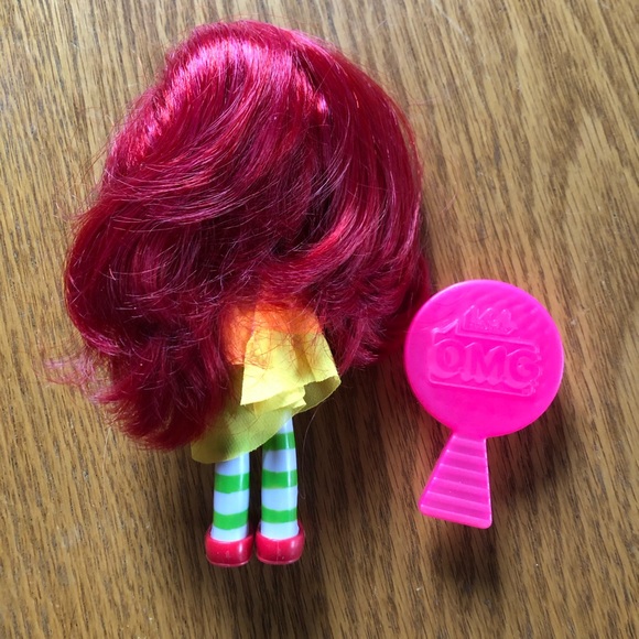 Strawberry Shortcake Doll - Picture 2 of 5